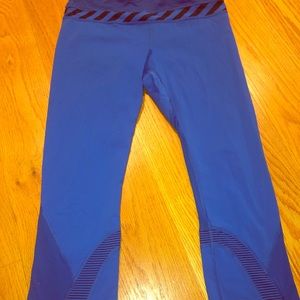 🌟Lululemon Electric Blue pants🌟